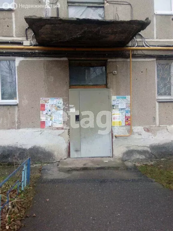 3-комнатная квартира: Златоуст, улица Островского, 1Б (58.6 м) - Фото 1
