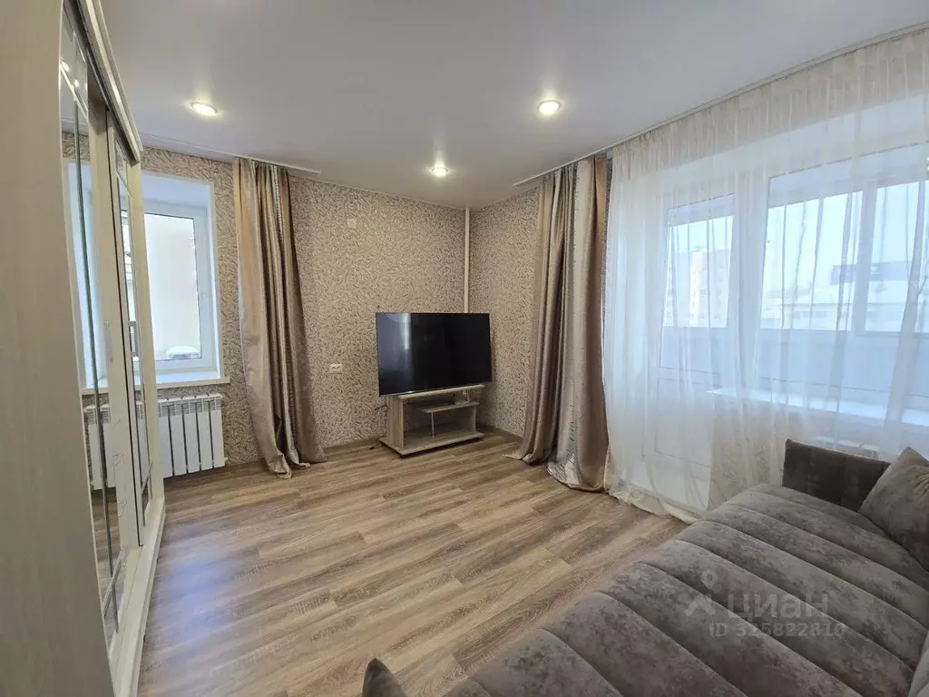 1-к кв. Свердловская область, Екатеринбург ул. 8 Марта, 80 (28.0 м) - Фото 1