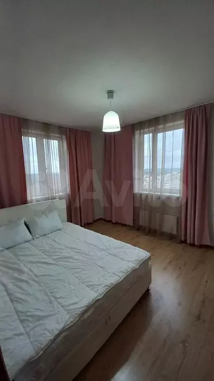 2-к. квартира, 54м, 18/25эт. - Фото 0