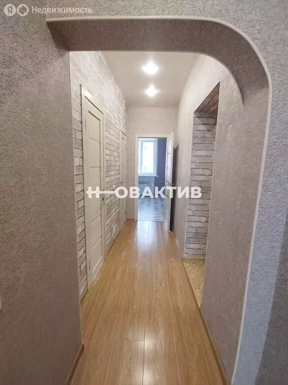 3-комнатная квартира: Новосибирск, улица Дениса Давыдова, 6 (79.2 м) - Фото 0