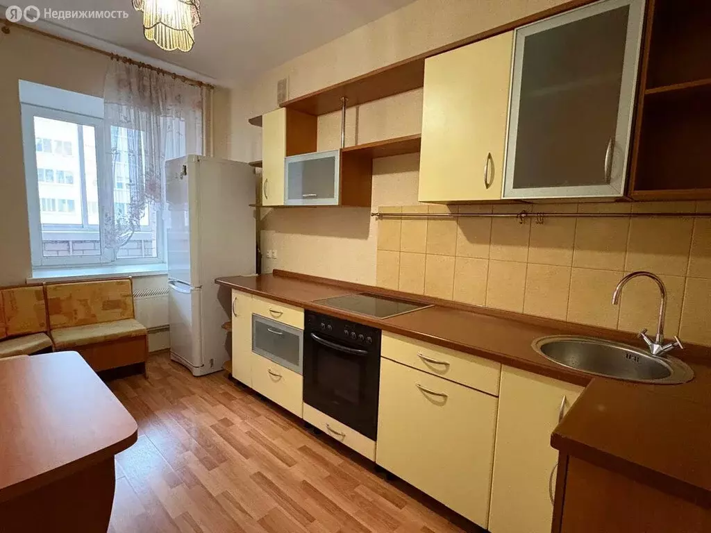 1-комнатная квартира: Екатеринбург, жилой район Сортировочный, ... - Фото 0