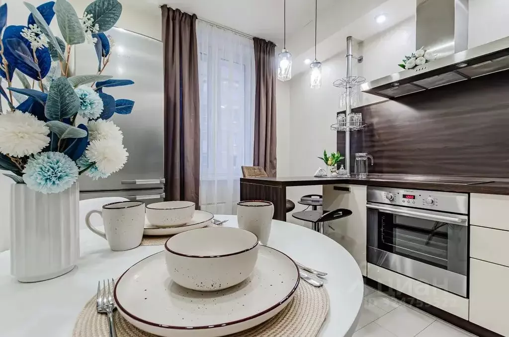 2-к кв. Татарстан, Казань ул. Сибгата Хакима, 39 (64.0 м) - Фото 1