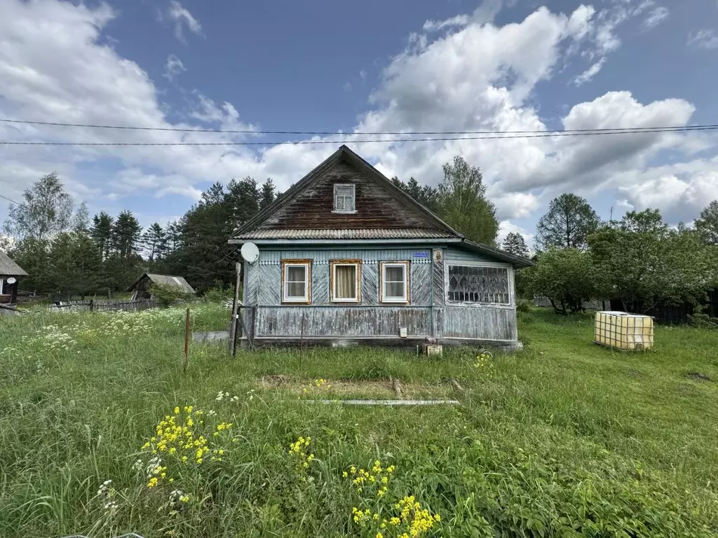 Дом в Тверская область, Вышневолоцкий муниципальный округ, пос. ... - Фото 1