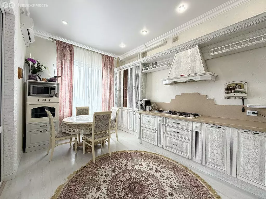 2-комнатная квартира: Геленджик, Геленджикский проспект, 48 (67.5 м) - Фото 1