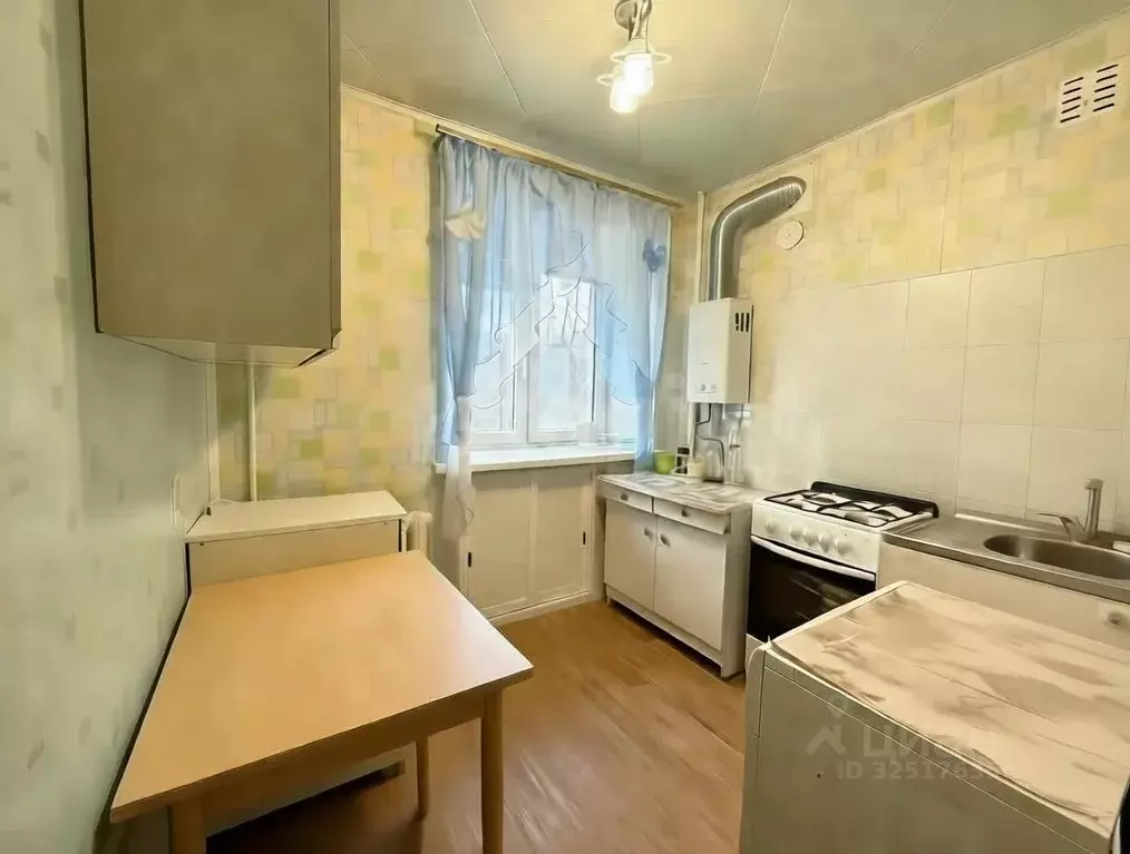 2-к кв. Владимирская область, Ковров ул. Гастелло, 16 (40.4 м) - Фото 1