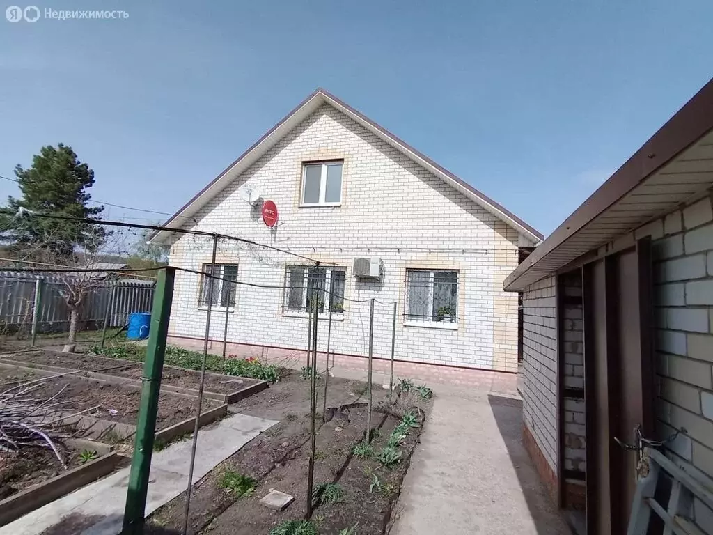 Дом в Саратов, посёлок Комсомольский, 3-й Токмаковский проезд (125 м) - Фото 0