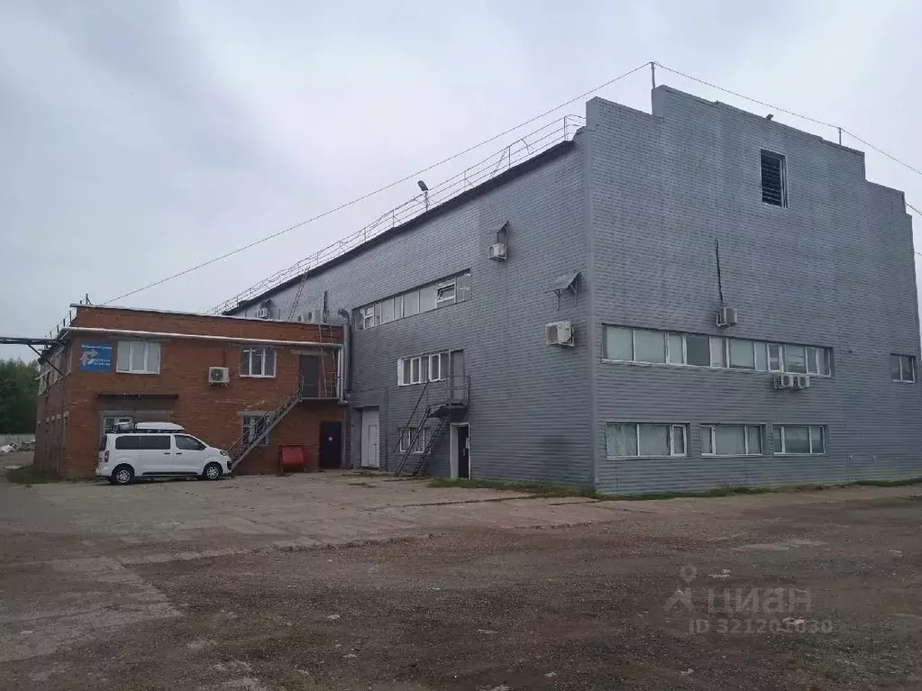 Склад в Башкортостан, Уфа ул. имени Фронтовых Бригад, 10 (364 м) - Фото 1