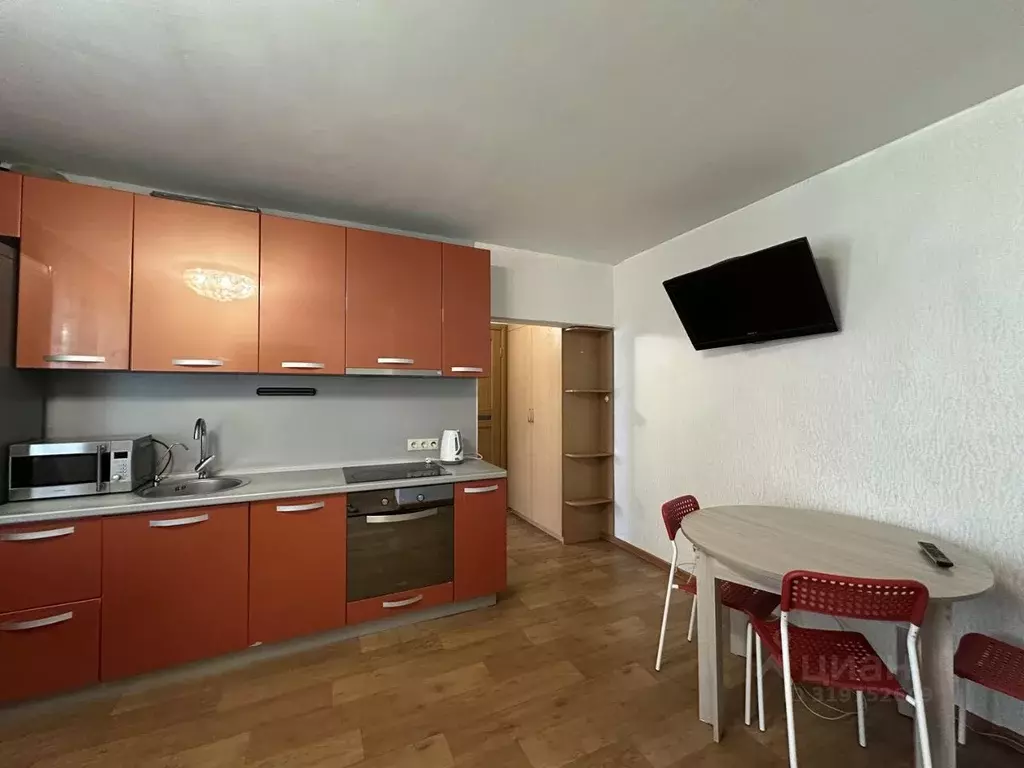 3-к кв. Алтайский край, Барнаул ул. Папанинцев, 125 (50.0 м) - Фото 1