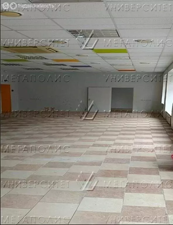 Офис (675 м) - Фото 1