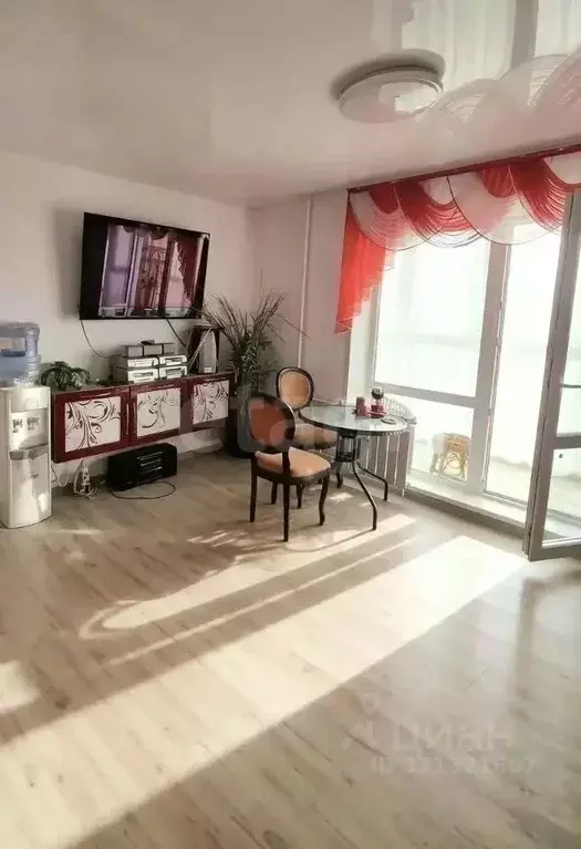 Студия Алтайский край, Барнаул ул. Димитрова, 81 (28.0 м) - Фото 1