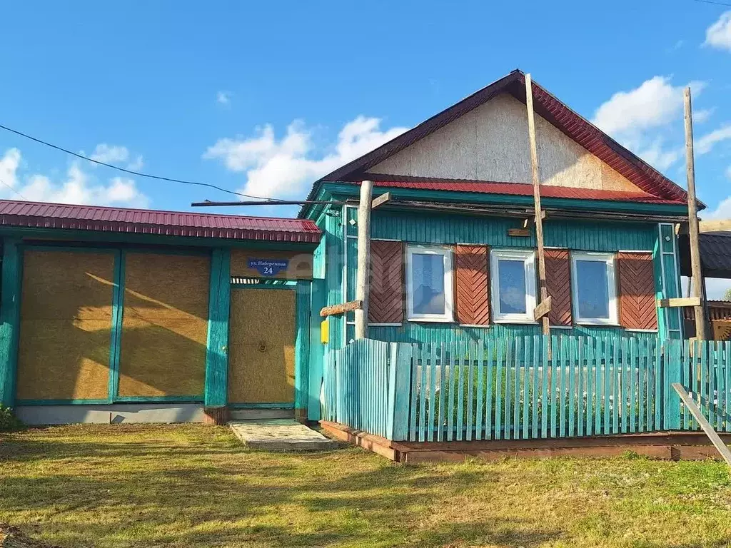 Дом в Свердловская область, Горноуральский муниципальный округ, с. ... - Фото 1