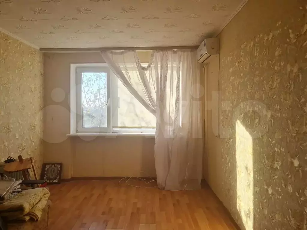 Комната 18 м в 1-к., 2/4 эт. - Фото 1