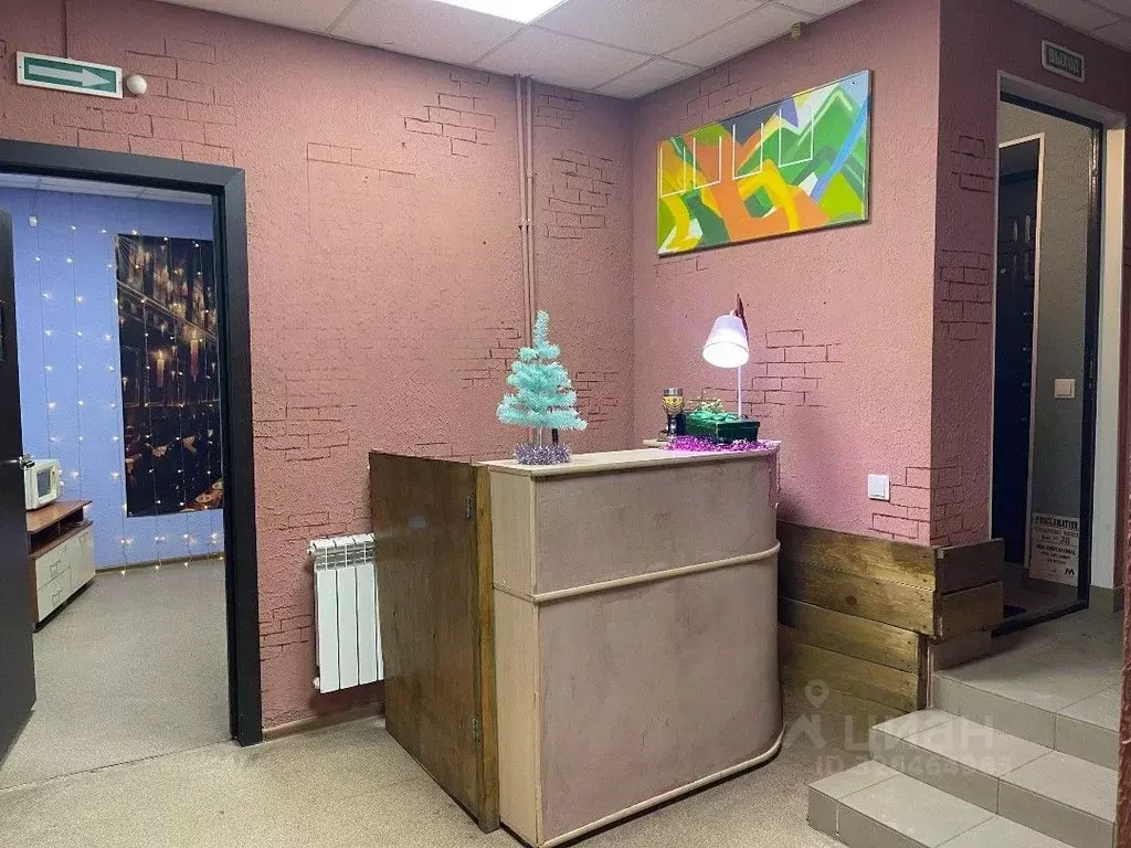 Помещение свободного назначения в Омская область, Омск просп. ... - Фото 2