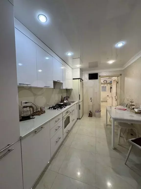 2-к. квартира, 65 м, 1/5 эт. - Фото 1