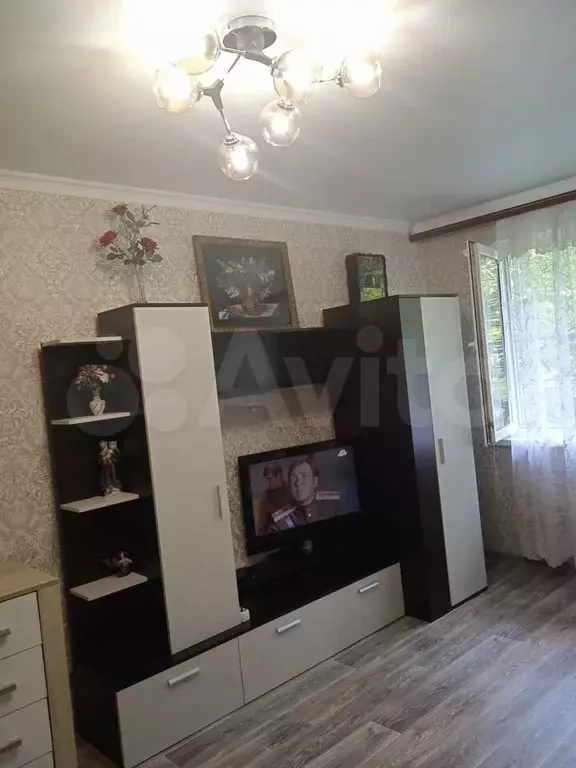 1-к. квартира, 32 м, 1/5 эт. - Фото 0