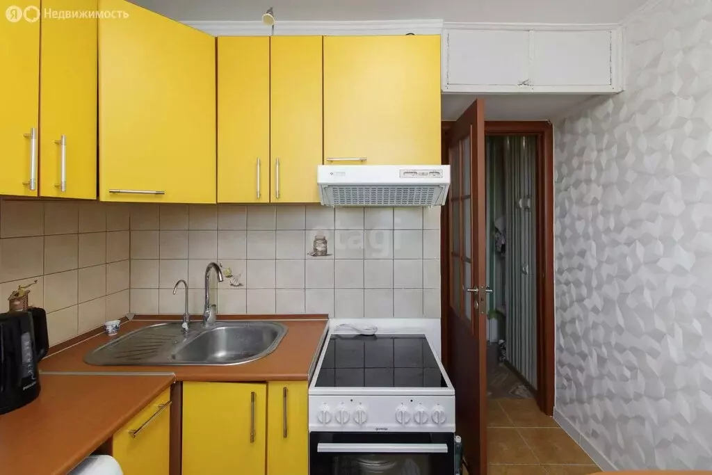 3-комнатная квартира: Тюмень, Станционная улица, 38А (61.1 м) - Фото 2