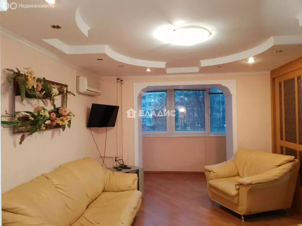 3-комнатная квартира: Белгород, улица Губкина, 17Б (82.4 м) - Фото 1