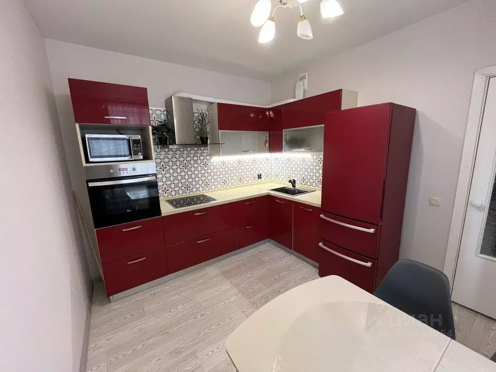 1-к кв. Свердловская область, Екатеринбург ул. Татищева, 100 (44.0 м) - Фото 1