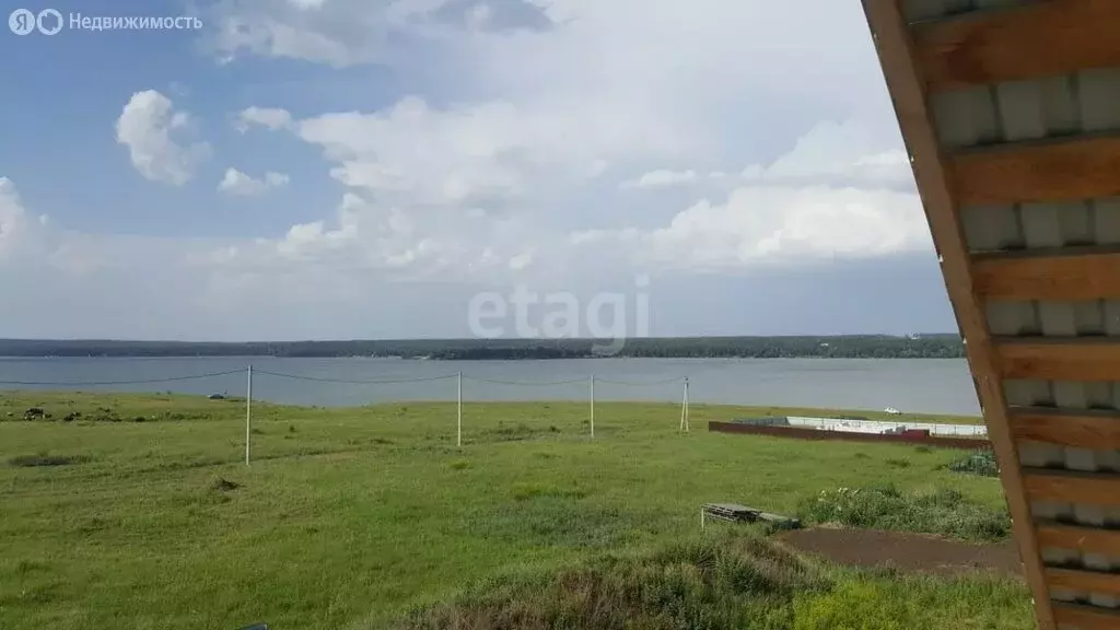 Дом в Искитимский район, Мичуринский сельсовет, деревня Бердь, ... - Фото 0