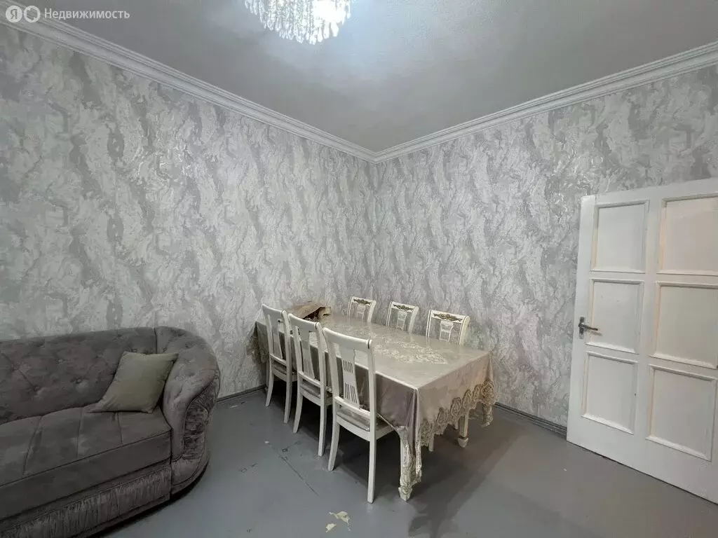 3-комнатная квартира: Владикавказ, Железнодорожный переулок, 14 (64 м) - Фото 1