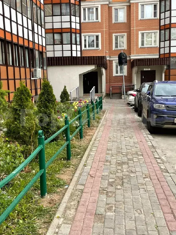 Продается 2-комнатная квартира - Фото 1
