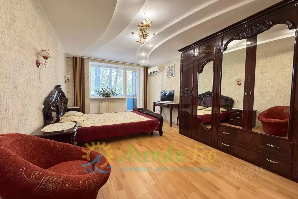 3-к кв. Крым, Феодосия ул. Чкалова, 66 (75.0 м) - Фото 1