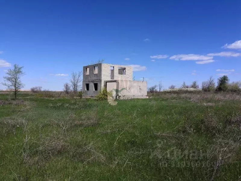 Участок в Саратовская область, Энгельсский район, Красноярское ... - Фото 1
