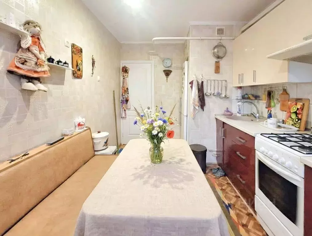 3-к кв. Крым, Симферополь ул. Героев Сталинграда, 23 (61.0 м) - Фото 2