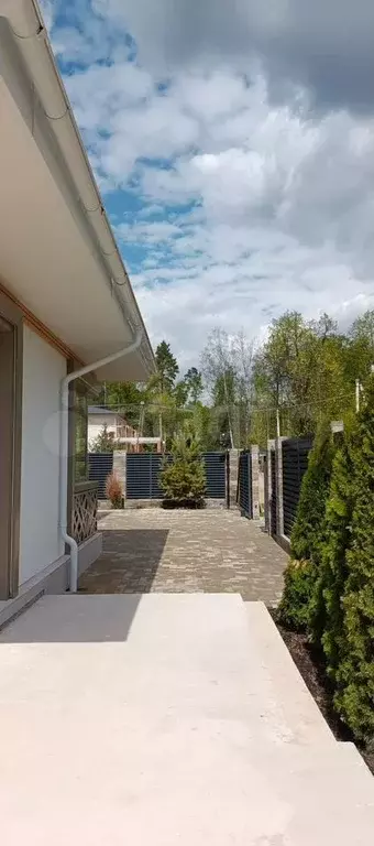 Дом 309 м на участке 9 сот. - Фото 1