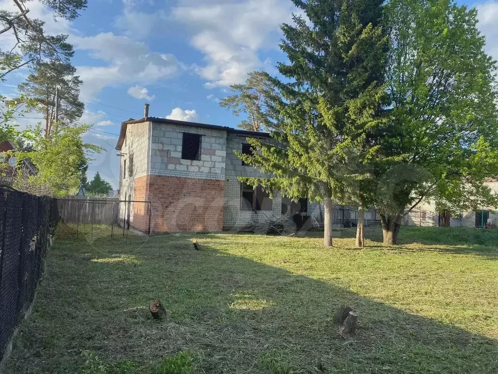 Дача 220 м на участке 10 сот. - Фото 0