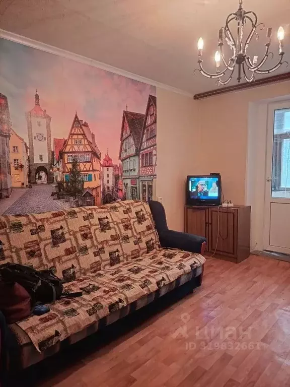 2-к кв. Саратовская область, Энгельс Кожевенная ул., 10 (45.0 м) - Фото 0