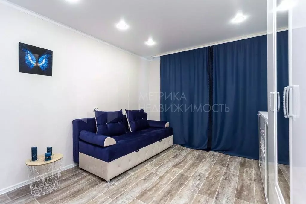 1-к кв. Тюменская область, Тюмень Магаданская ул., 11 (33.4 м) - Фото 0