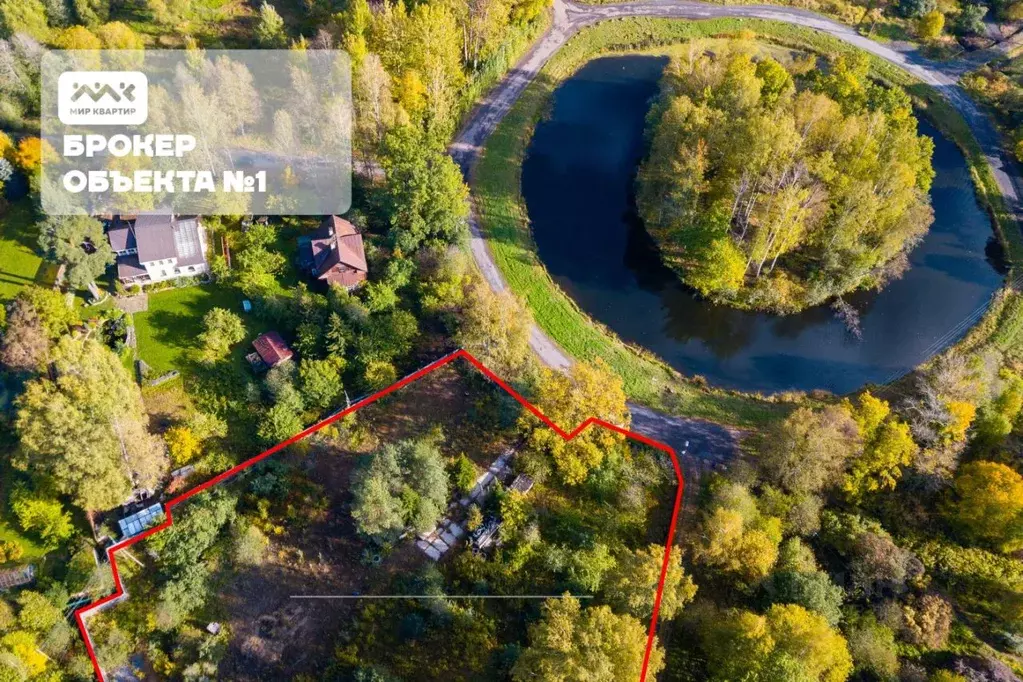 Участок в Санкт-Петербург, Санкт-Петербург, Павловск ул. Круглый пруд ... - Фото 1