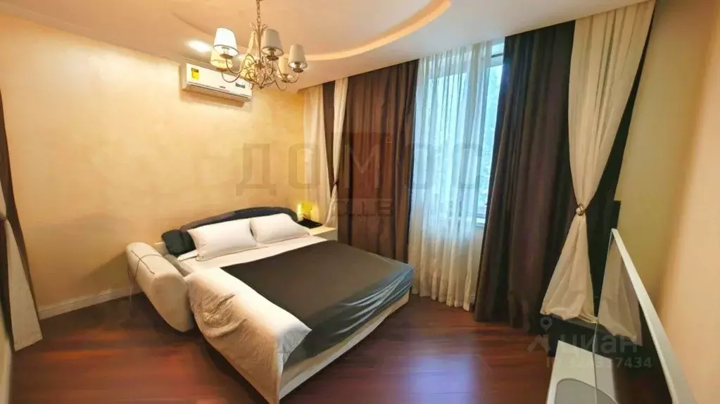 3-к кв. Свердловская область, Екатеринбург ул. Техническая, 158 (89.0 ... - Фото 1