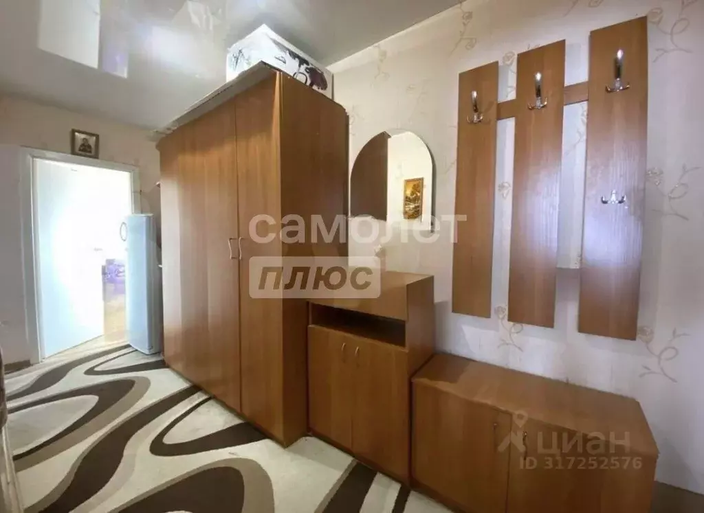 3-к кв. Курская область, Курск ул. Крюкова, 11 (72.7 м) - Фото 0