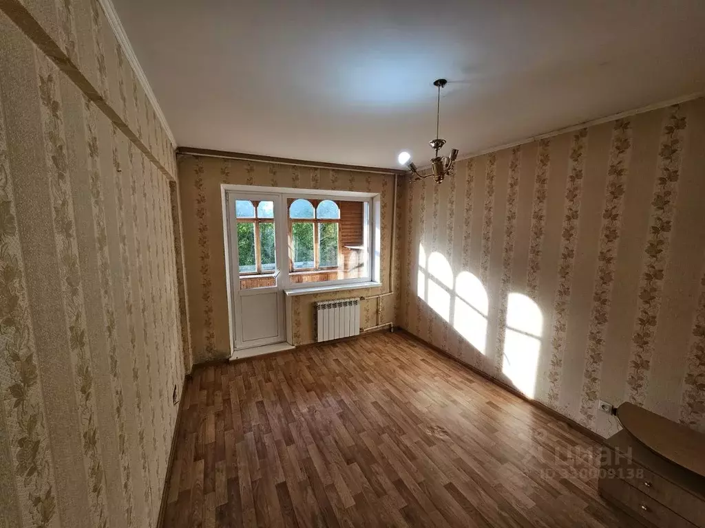 2-к кв. Омская область, Омск ул. Челюскинцев, 98 (45.0 м) - Фото 1