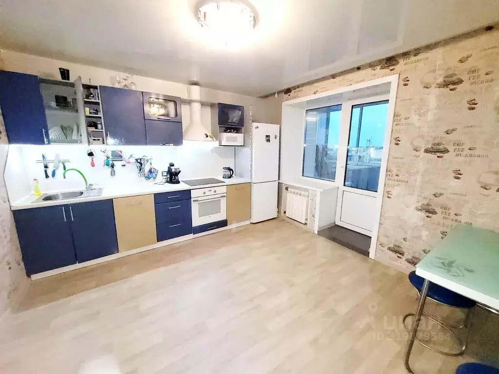 3-к кв. Амурская область, Благовещенск ул. Строителей, 68 (100.2 м) - Фото 0