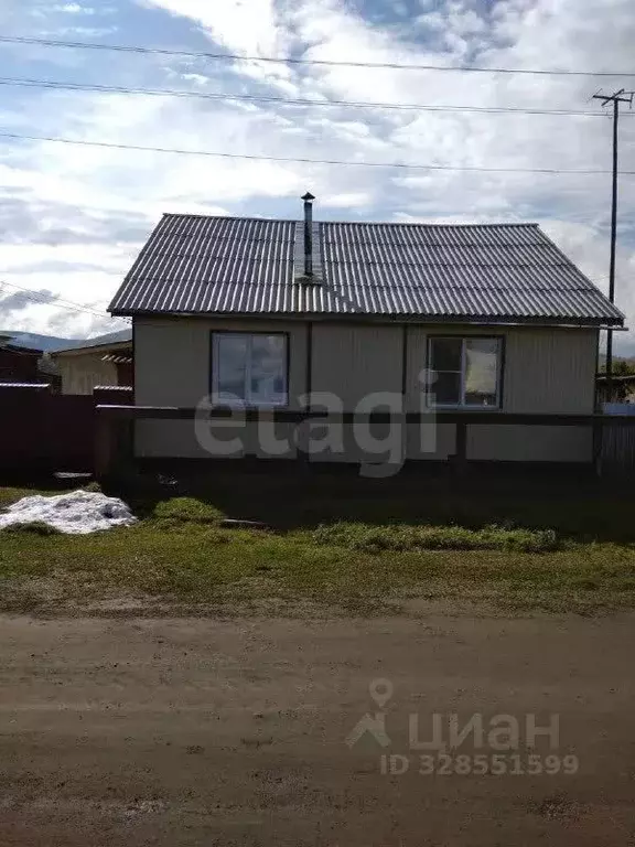 Дом в Бурятия, Тункинский район, с. Кырен ул. Каландаришвили, 12 (85 ... - Фото 1