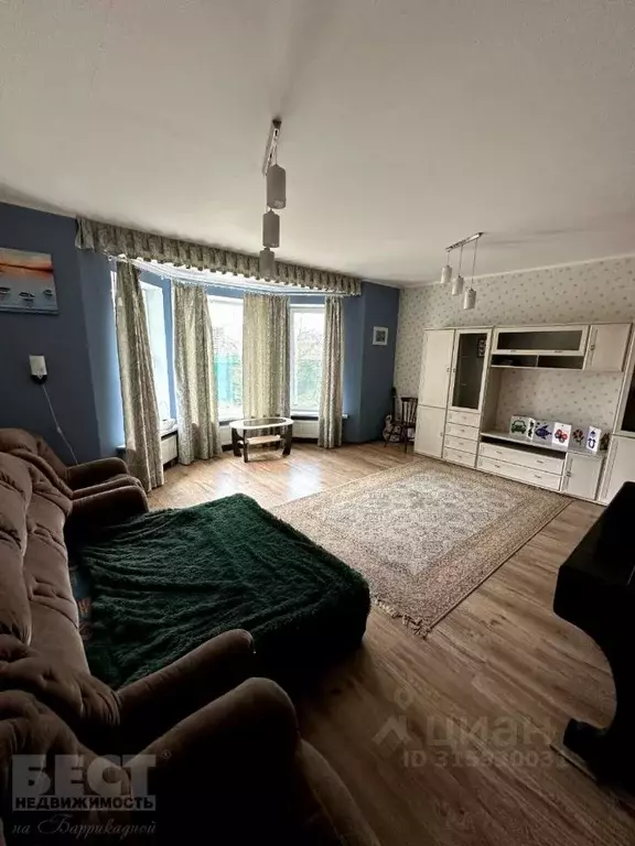 Дом в Москва д. Кузнецово, ул. Лодырка (220 м) - Фото 1