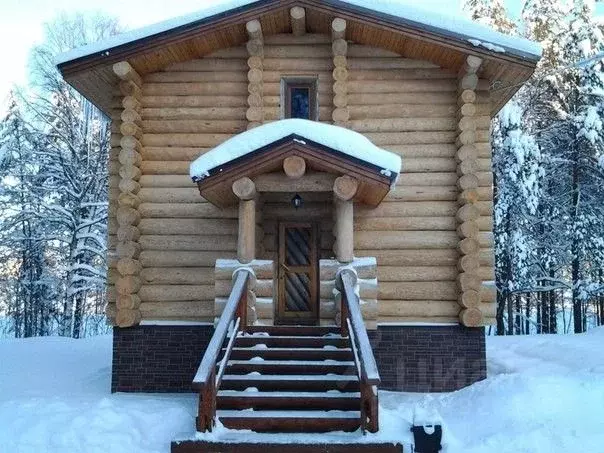 Дом в Карелия, Пряжинский район, Эссойльское с/пос, д. Сямозеро ул. ... - Фото 0