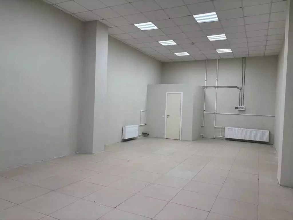 Торговая площадь в Ленинградская область, Шлиссельбург Кировский ... - Фото 2