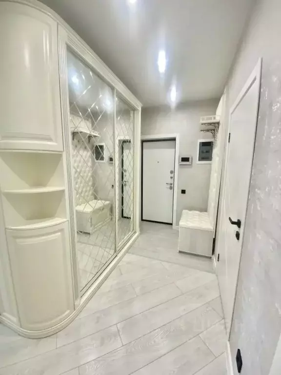 2-к кв. Татарстан, Казань ул. Хусаина Мавлютова, 42 (60.0 м) - Фото 1