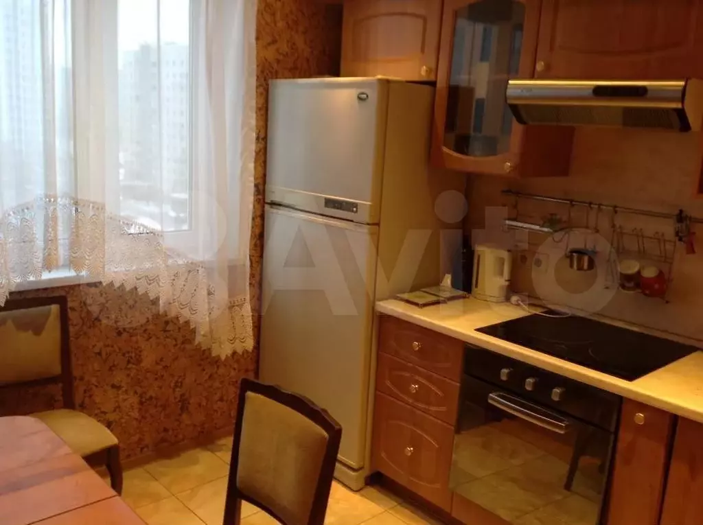 2-к. квартира, 60 м, 8/16 эт. - Фото 0