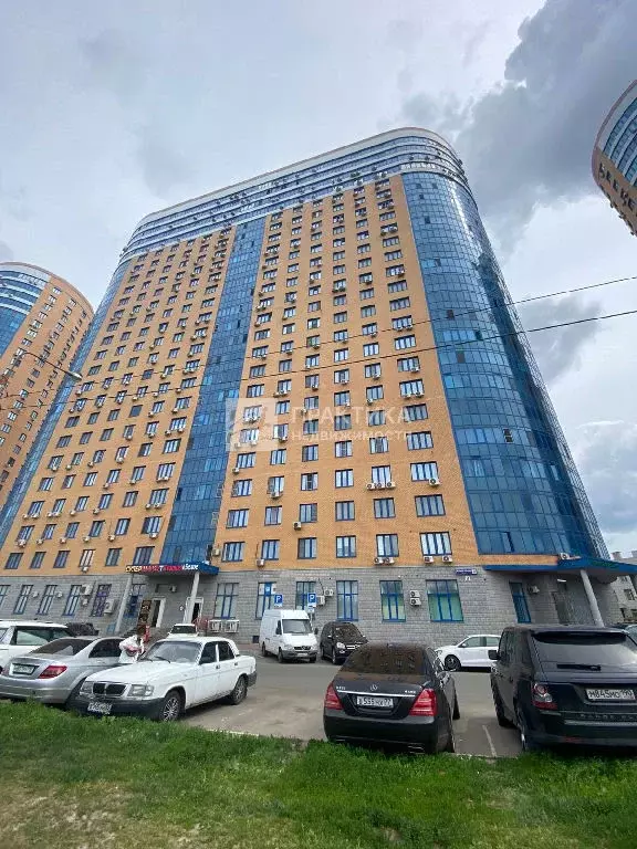 Продается 3-комнатная квартира - Фото 0