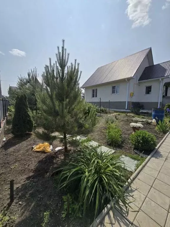 Дом в Белгородская область, Старый Оскол ул. Софийская (50 м) - Фото 0