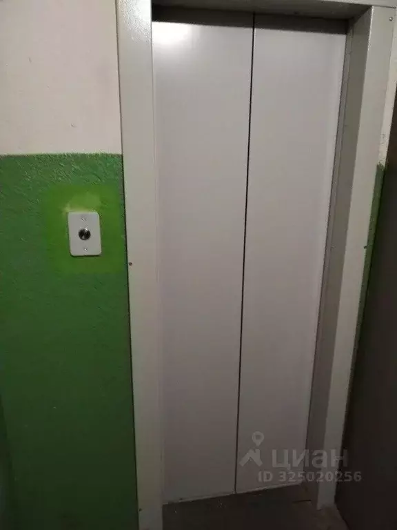 2-к кв. Свердловская область, Екатеринбург бул. Сиреневый, 11 (44.0 м) - Фото 1