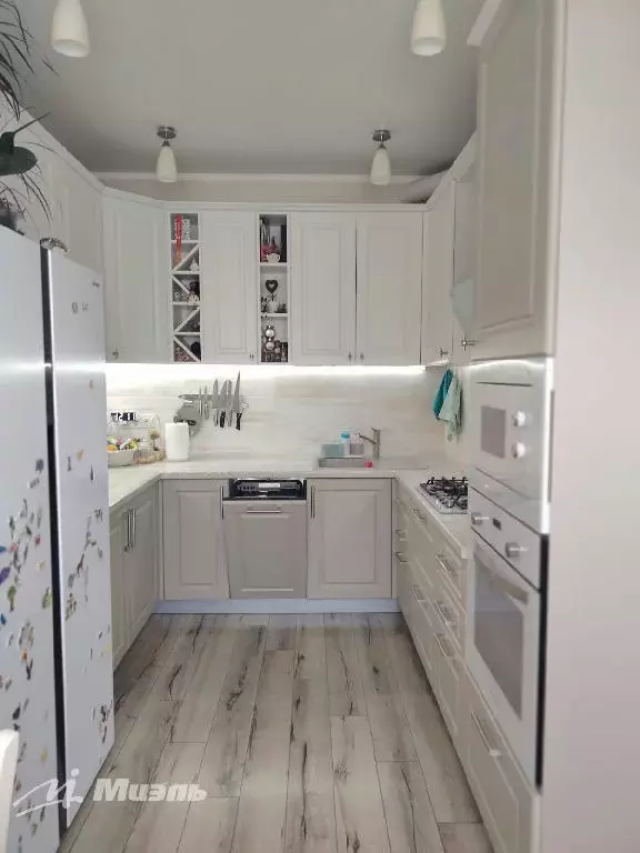 Продается 3-комнатная квартира - Фото 2