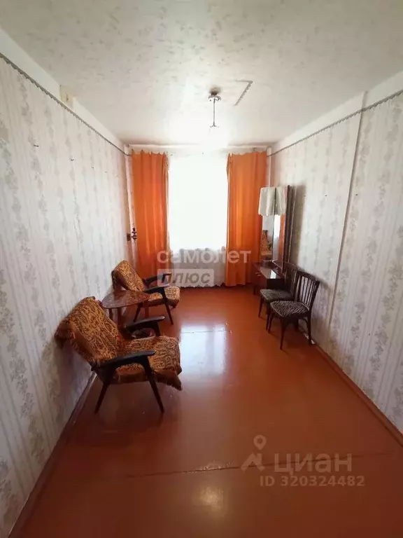 2-к кв. Нижегородская область, Бор Коммунистическая ул., 15 (45.0 м) - Фото 0