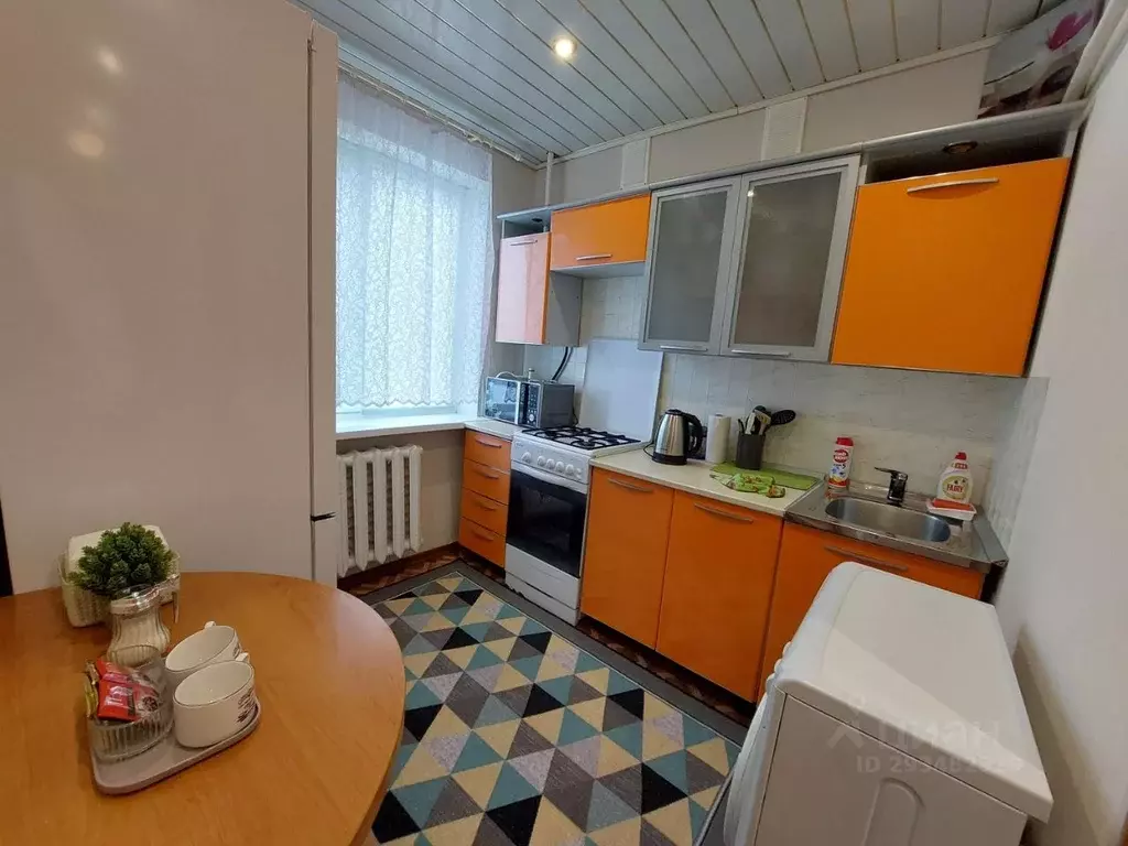 1-к кв. Ленинградская область, Кингисепп ул. Воровского, 28 (30.0 м) - Фото 0