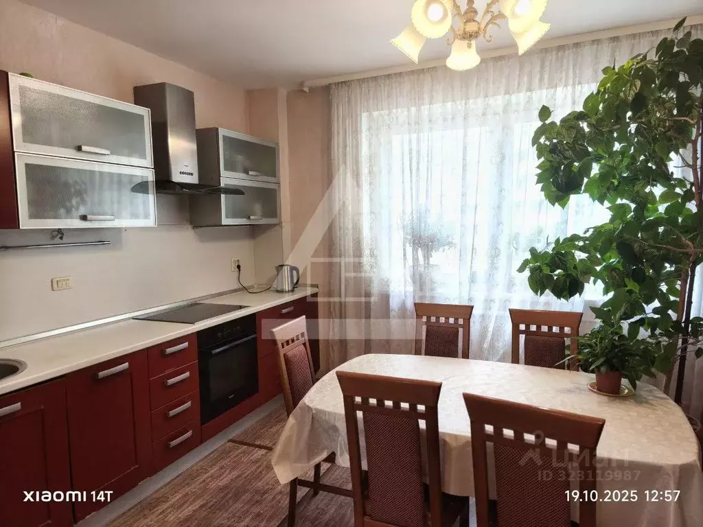 3-к кв. Челябинская область, Челябинск ул. Игнатия Вандышева, 4 (104.2 ... - Фото 0